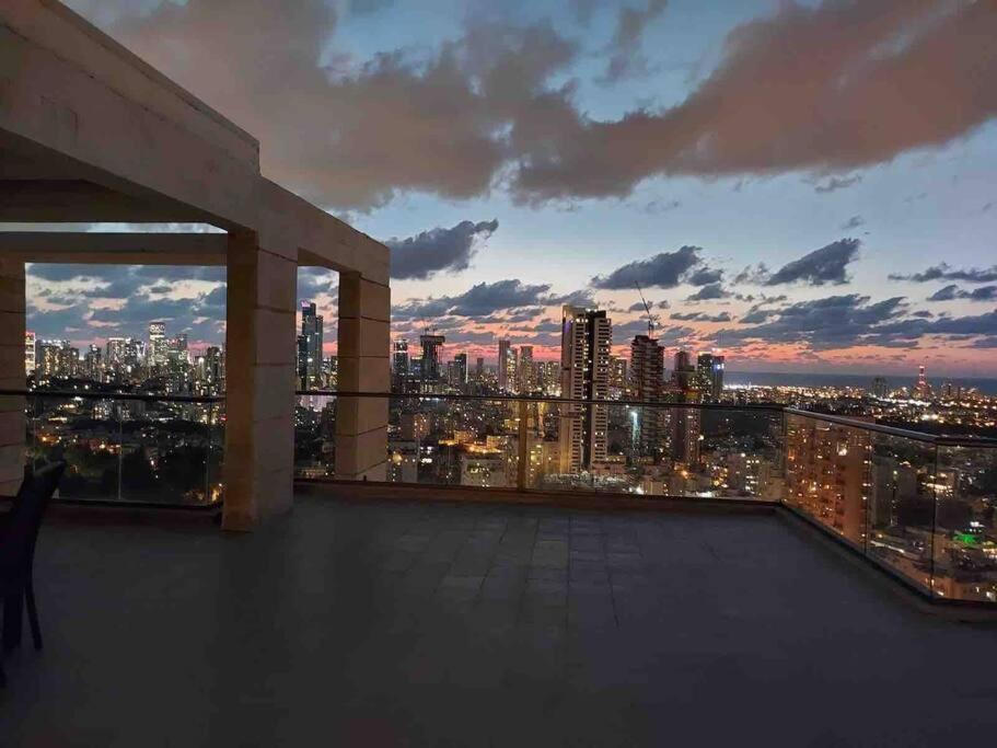 라마트간 Beautiful Penthouse W/Amazing View, Prime Location 아파트 외부 사진